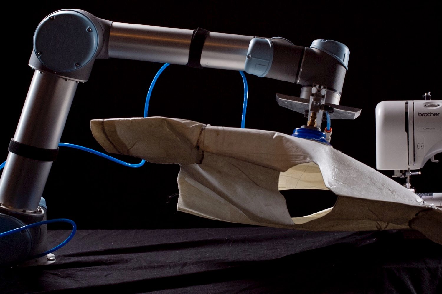 sewing robot sewbo sewbostills 000369