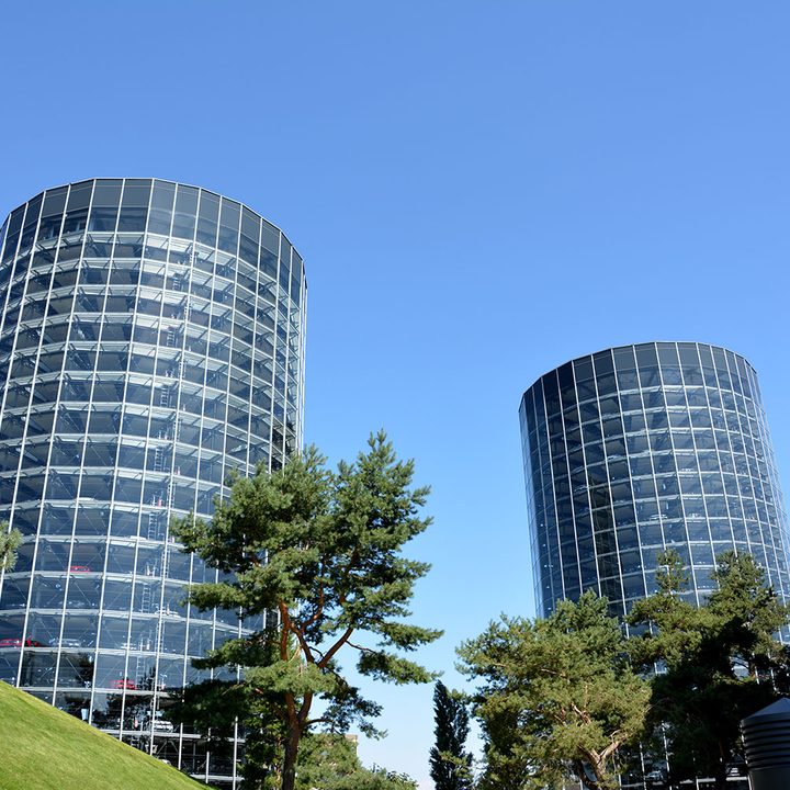 volkswagen car towers