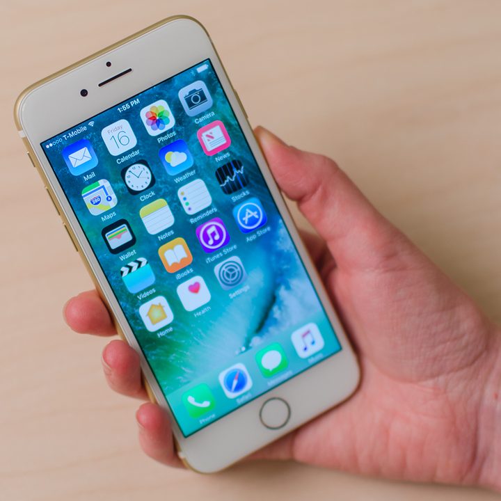 Apple iPhone 7