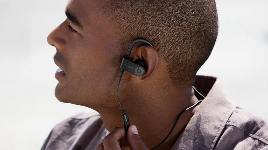 why killing the headphone jack was too much soon beats powerbeats 1
