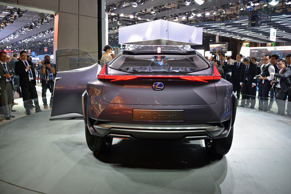 Lexus UX concept
