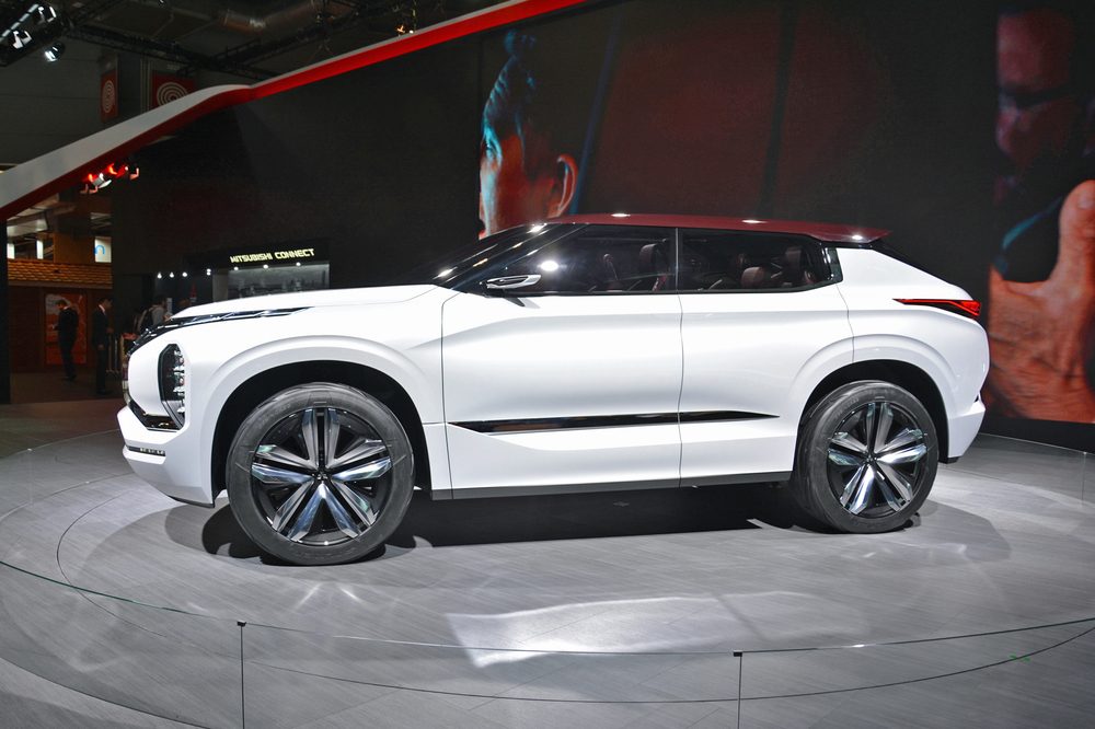 Mitsubishi GT-PHEV concept