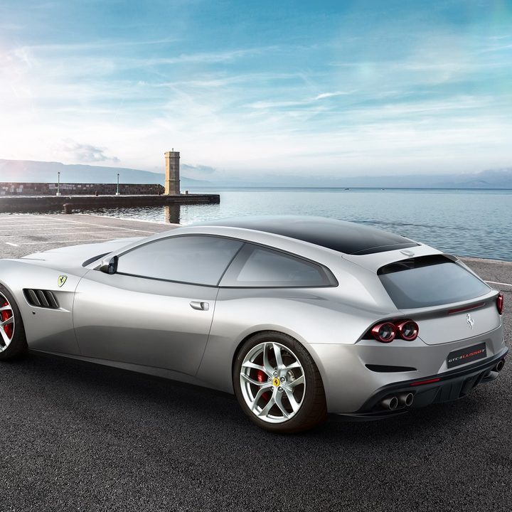 Ferrari GTC4Lusso T