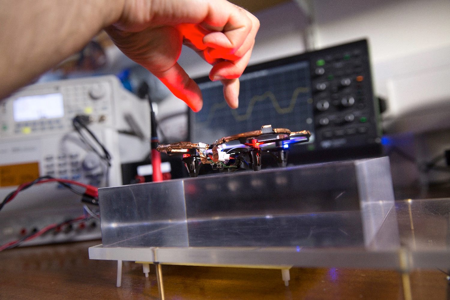wireless charging drones 161013 drone aldhaher samer 015
