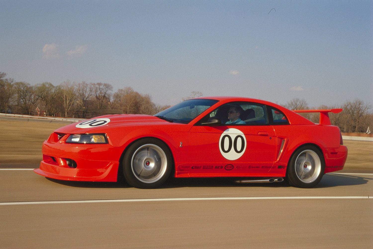 ford mustang history 2000 svt cobra r 10