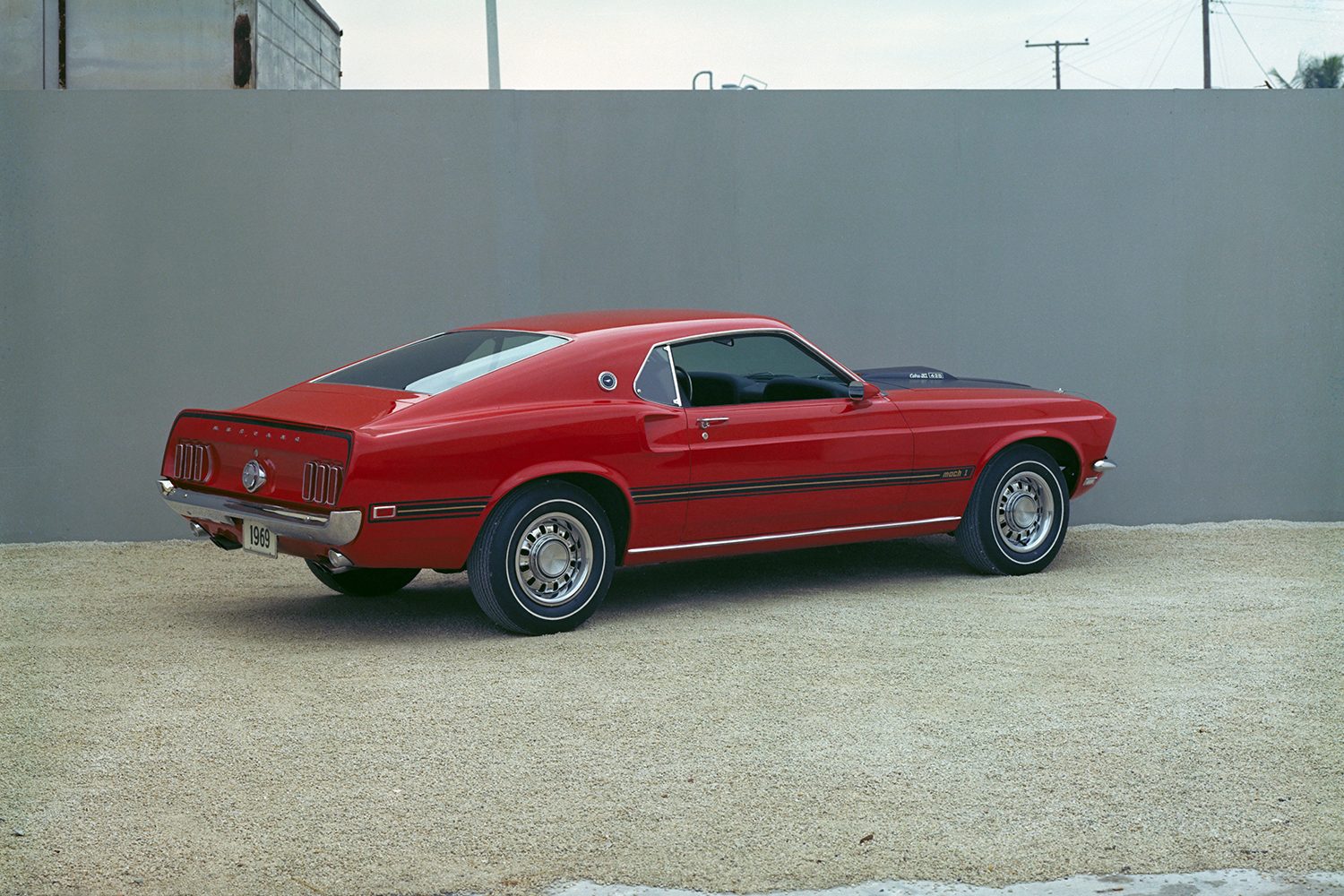 ford mustang history 69 2