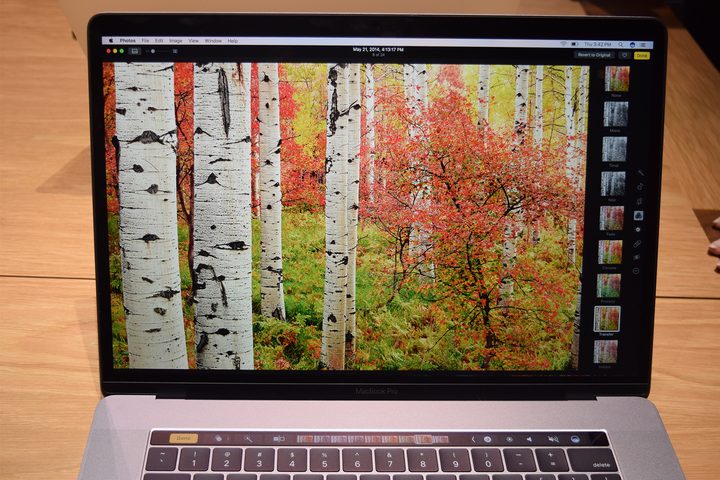 Apple MacBook Pro OLED with Touch Bar