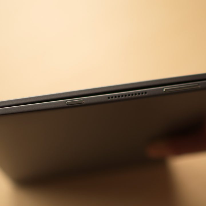 Lenovo Yoga Book