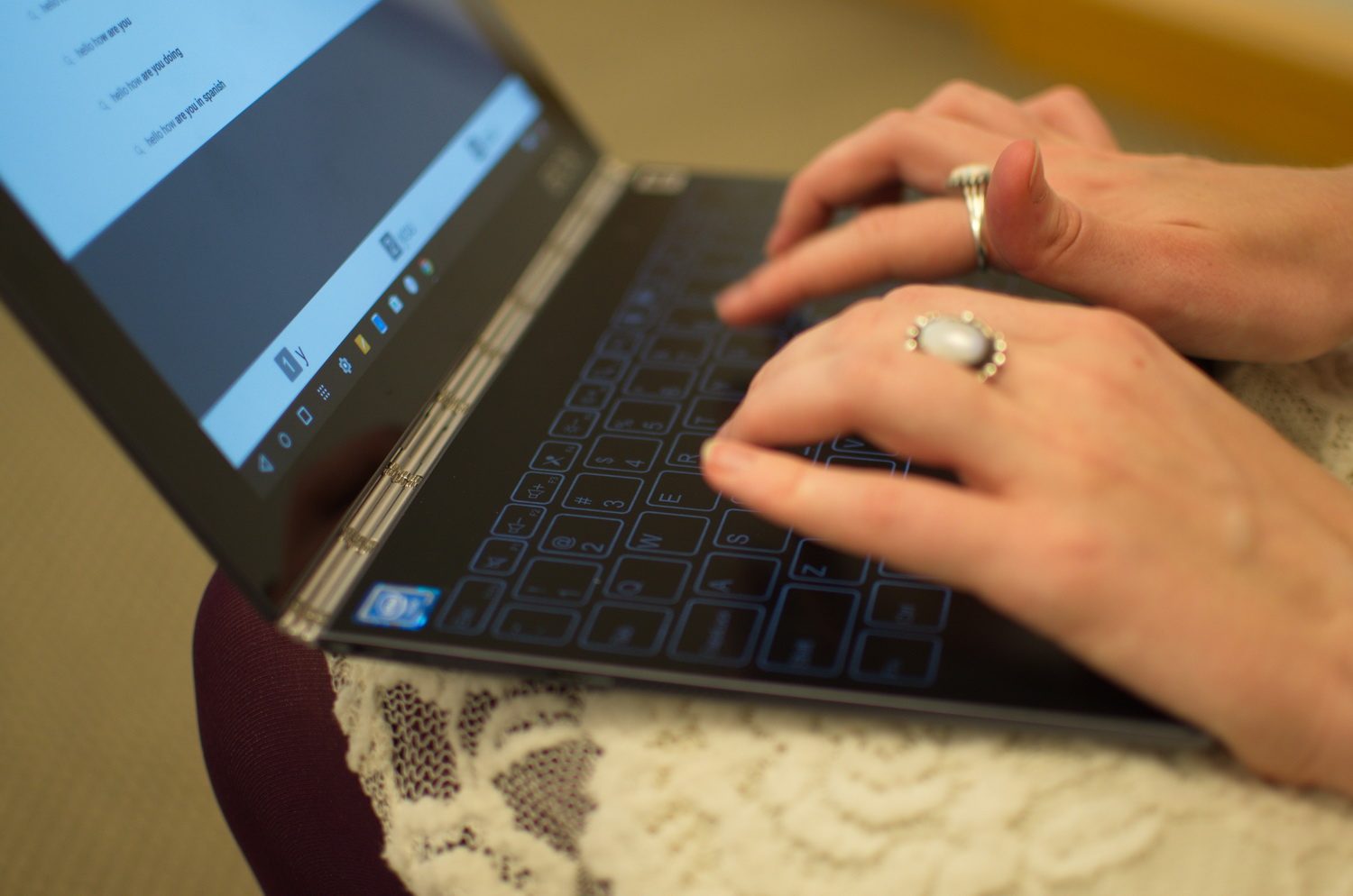 Lenovo Yoga Book