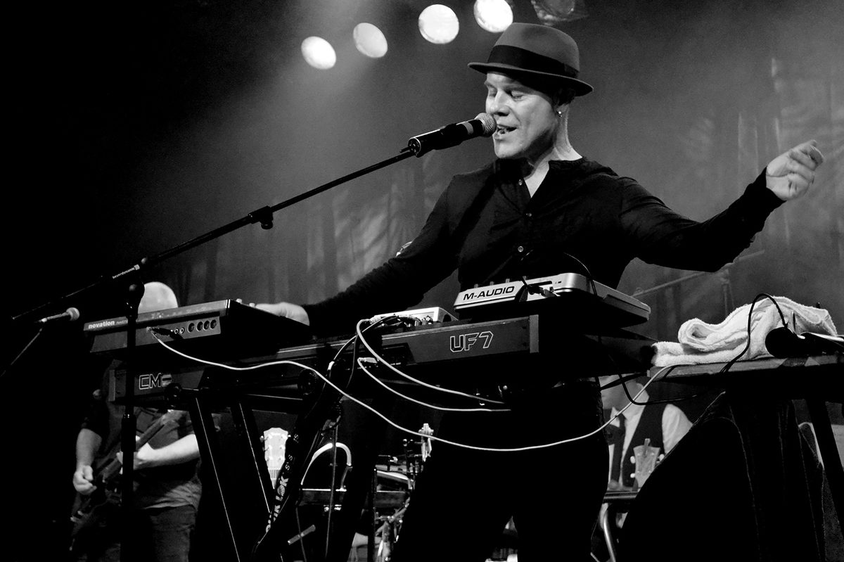 thomas_dolby_darren_michael_aston_flickr_2