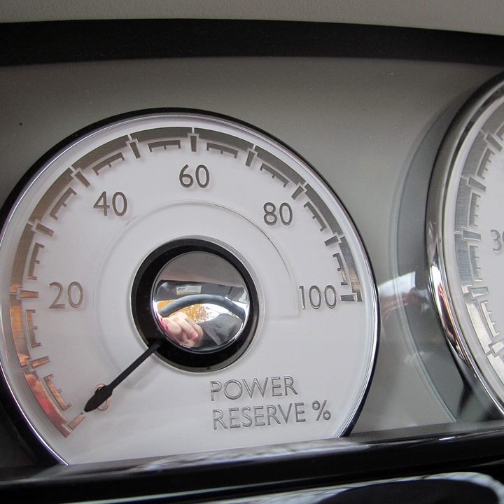 2016 rolls royce dawn review dash