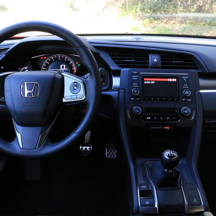 2017 honda civic hatchback