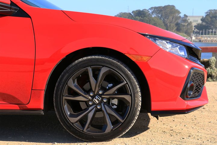 2017 honda civic hatchback