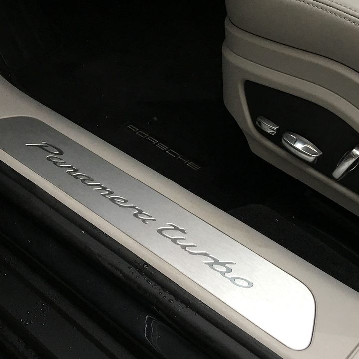 2017 porsche panamera