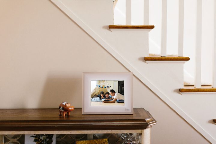 aura-smart-frame_