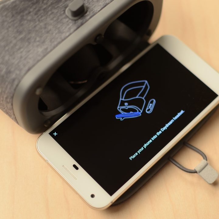 Google Daydream View
