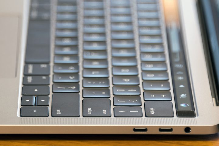Apple MacBook 13-inch Touch Pad