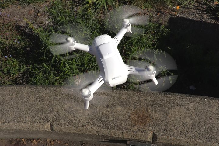 Yuneec Breeze review