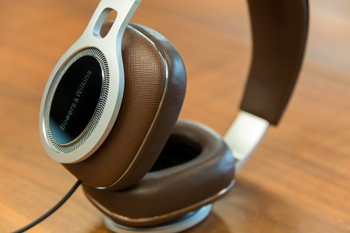 Bowers and Wilkins P9 Signature headphones review