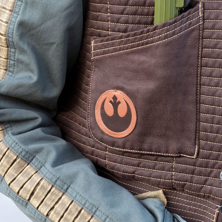 columbia jackets replicate the rogue one star wars look starwars jkts gynarmdetail