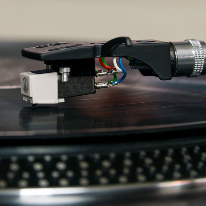 Crosley C200 turntable review