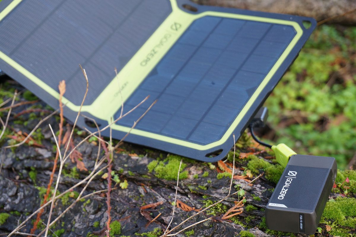 goal-zero-nomad-7-plus-how-to-buy-a-solar-charger