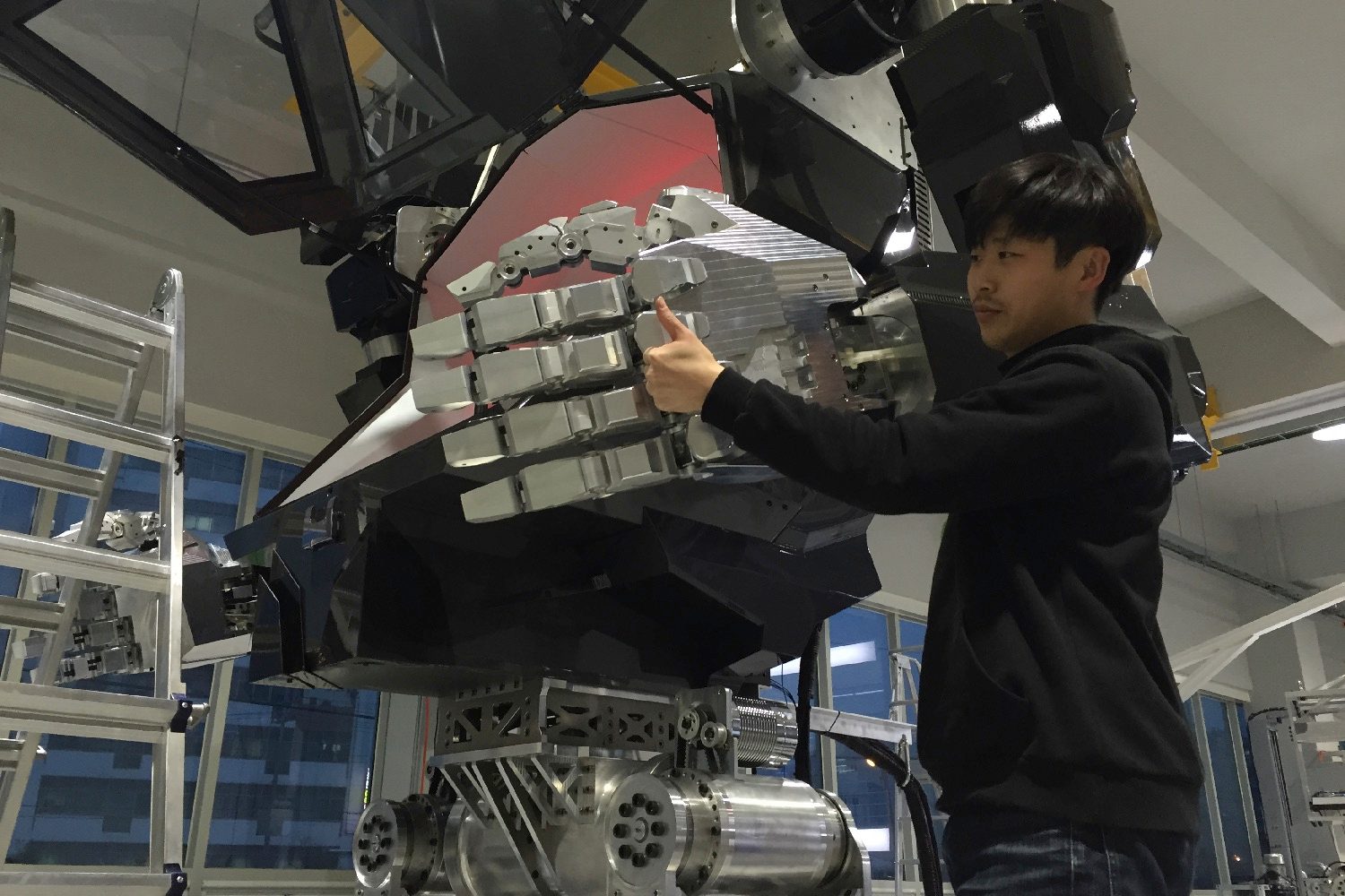 south korean giant mech img 5608
