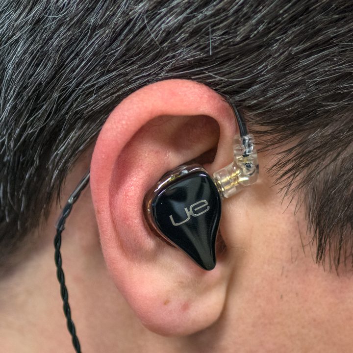 ultimate ears ue 18 pro first impressions hands on 2