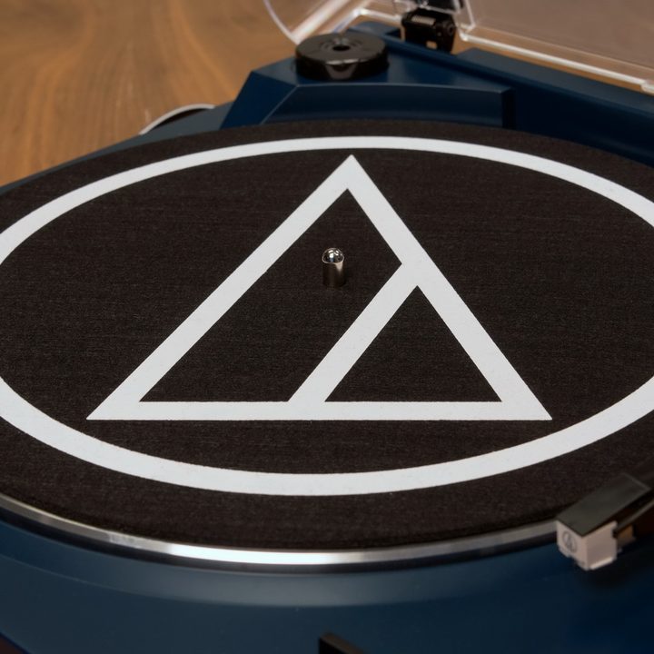 Audio Technica LP60BK BT Turntable