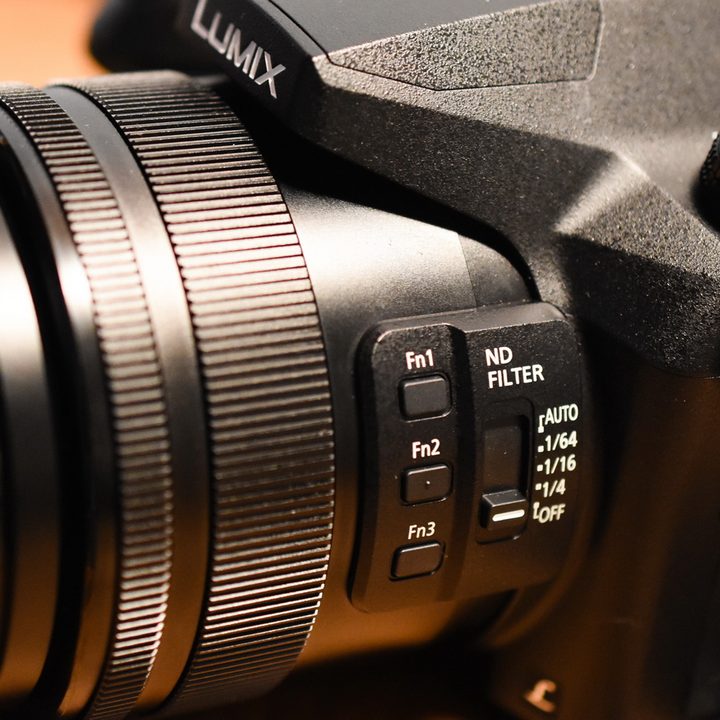 Panasonic FZ2500 review