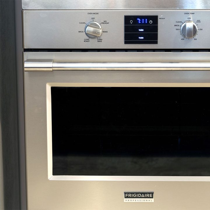 Frigidaire Professional FPEW3077RF