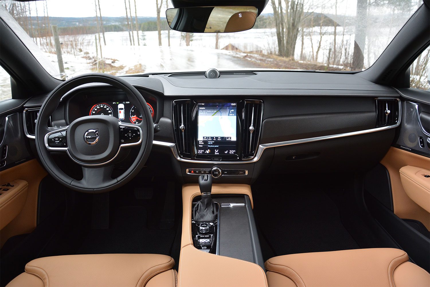 2017 Volvo V90 Cross Country