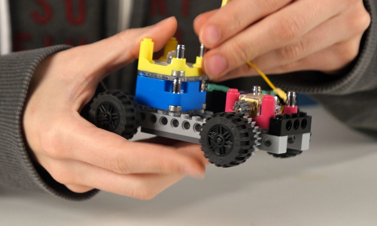 Circuit Cubes