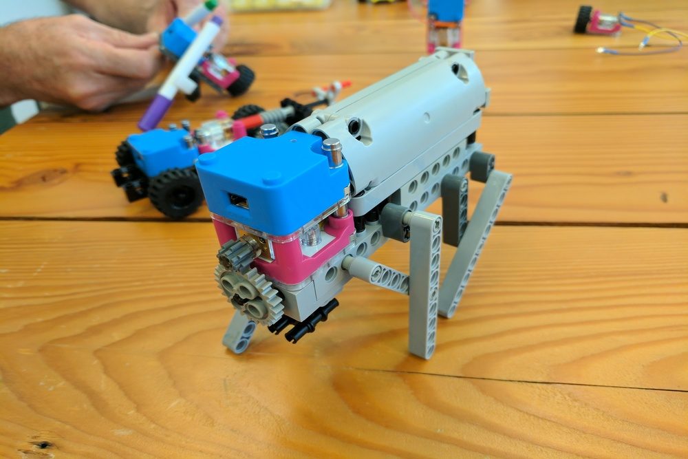 Circuit Cubes