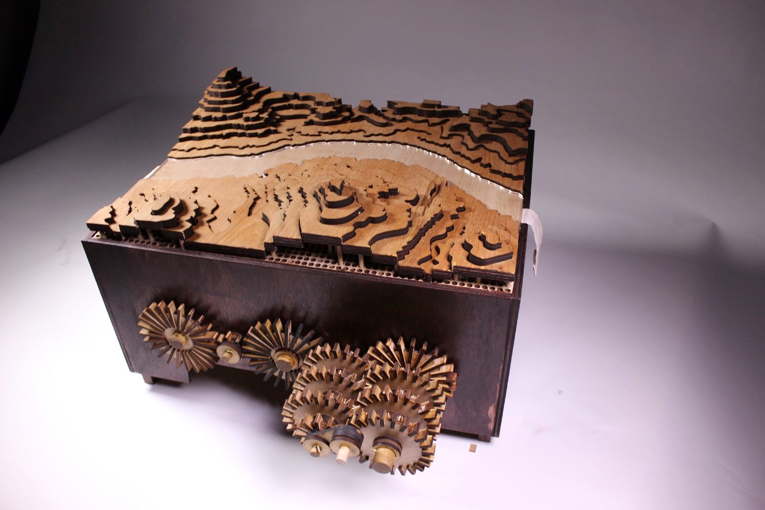 topographical map hand cranked img 3179 2