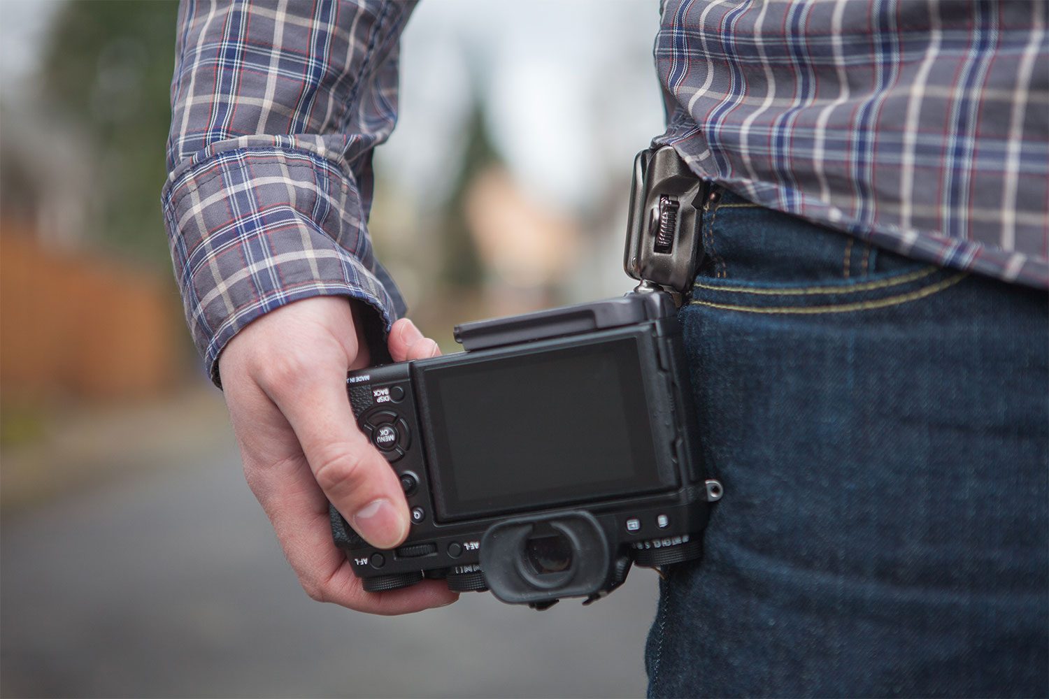 SpiderLight camera holster: Our first take - Digital Trends