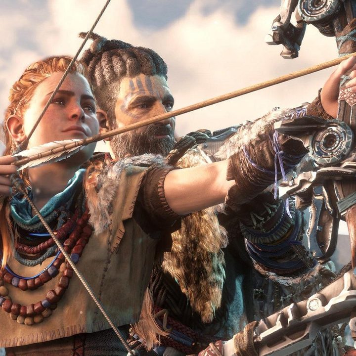 Rost helping Aloy aim her bow.
