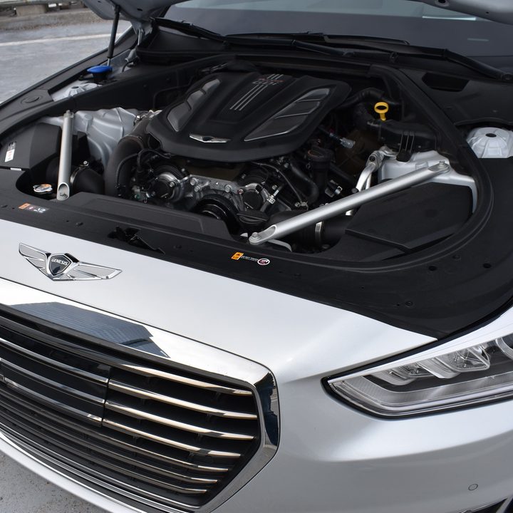 2017 Genesis G90 AWD 3.3t premium review