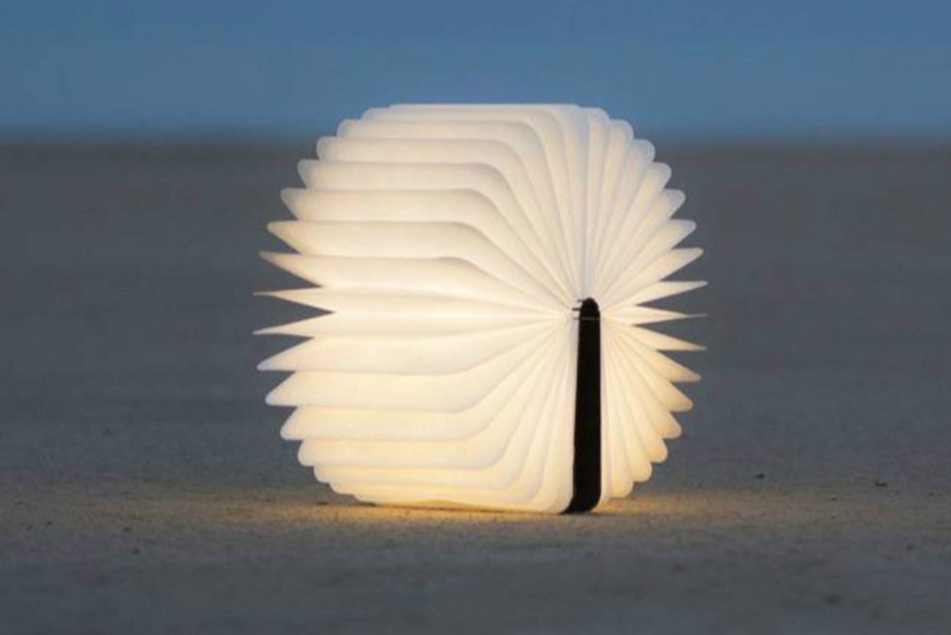 photos of amazing lamps and lights lumio 4