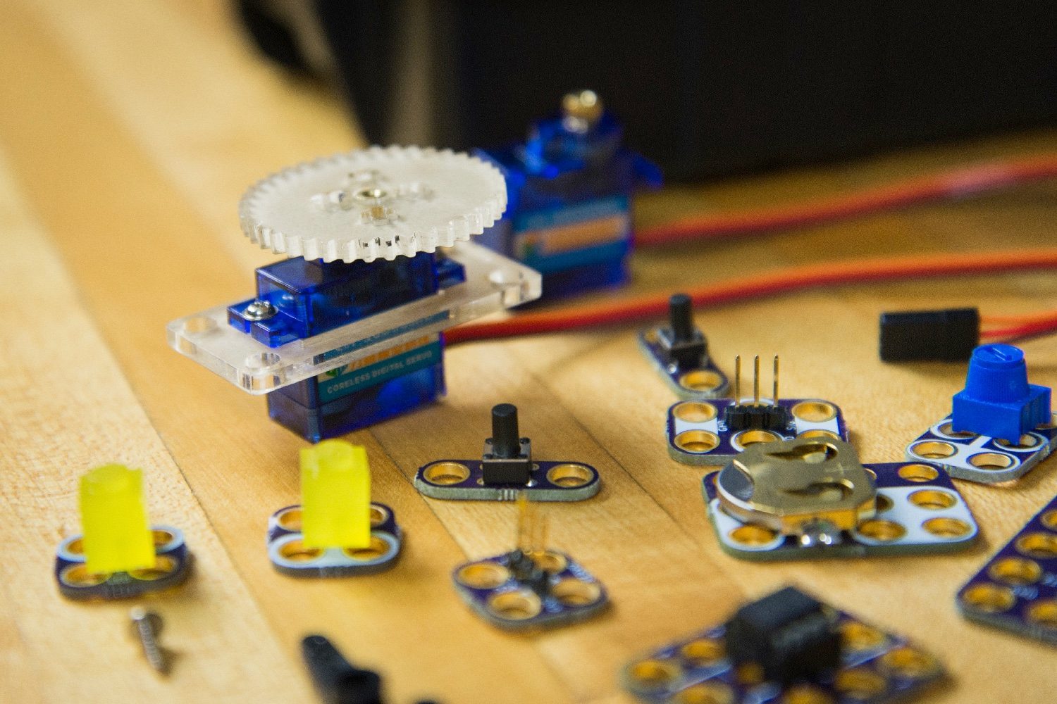 kickstarter crazy circuits lego set 2017 0328 bdgkits 4832