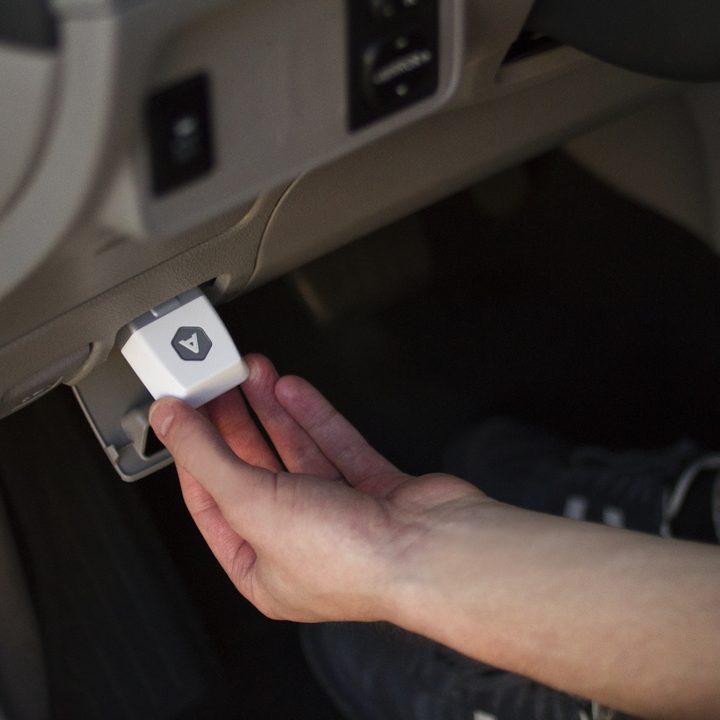 Automatic OBD II plug