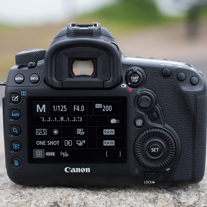 Canon EOS 5D Mark IV