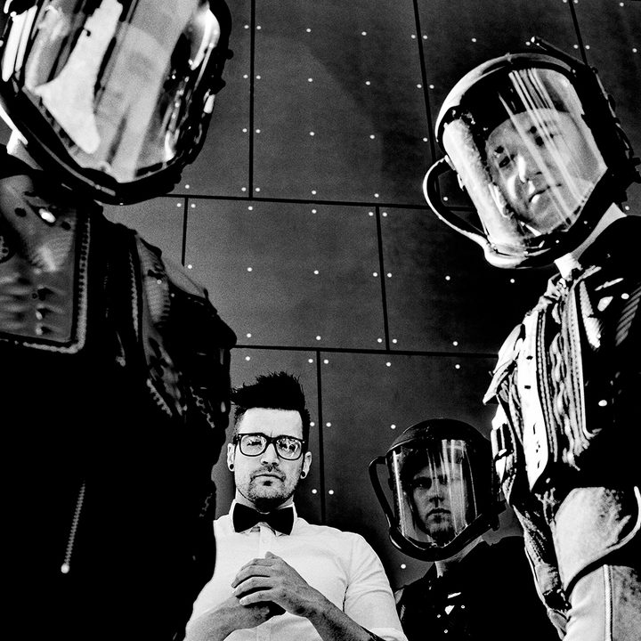 dustin bates starset interview photo 3 by steve gullick