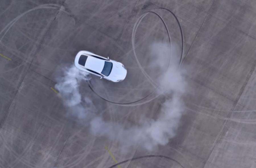 aston martin joyride video smoky donut