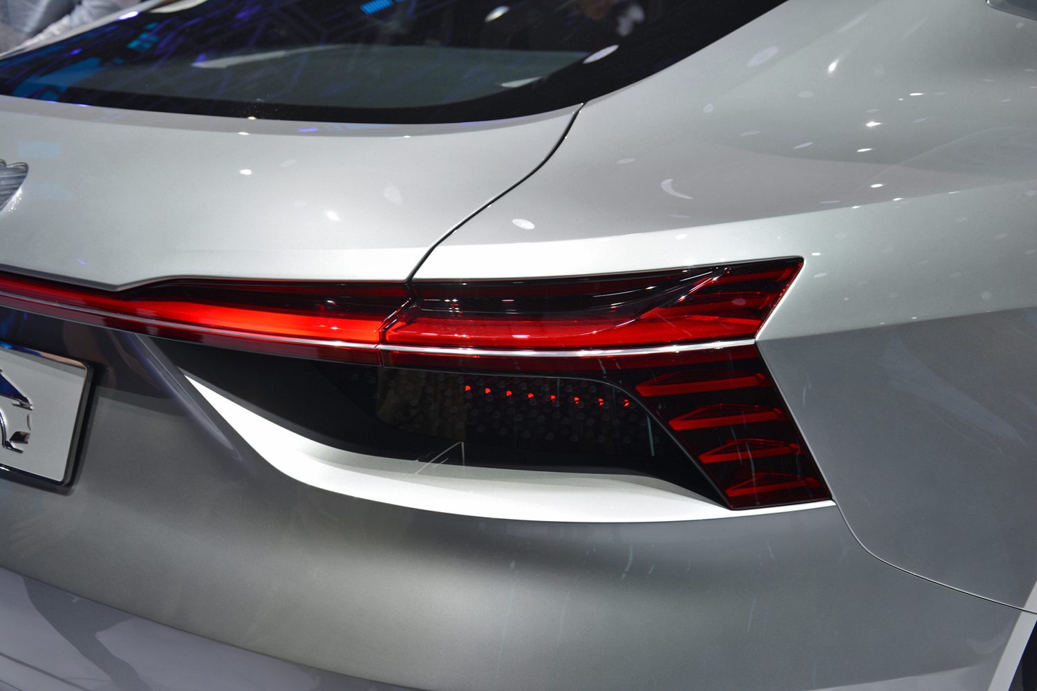 Audi e-tron Sportback concept