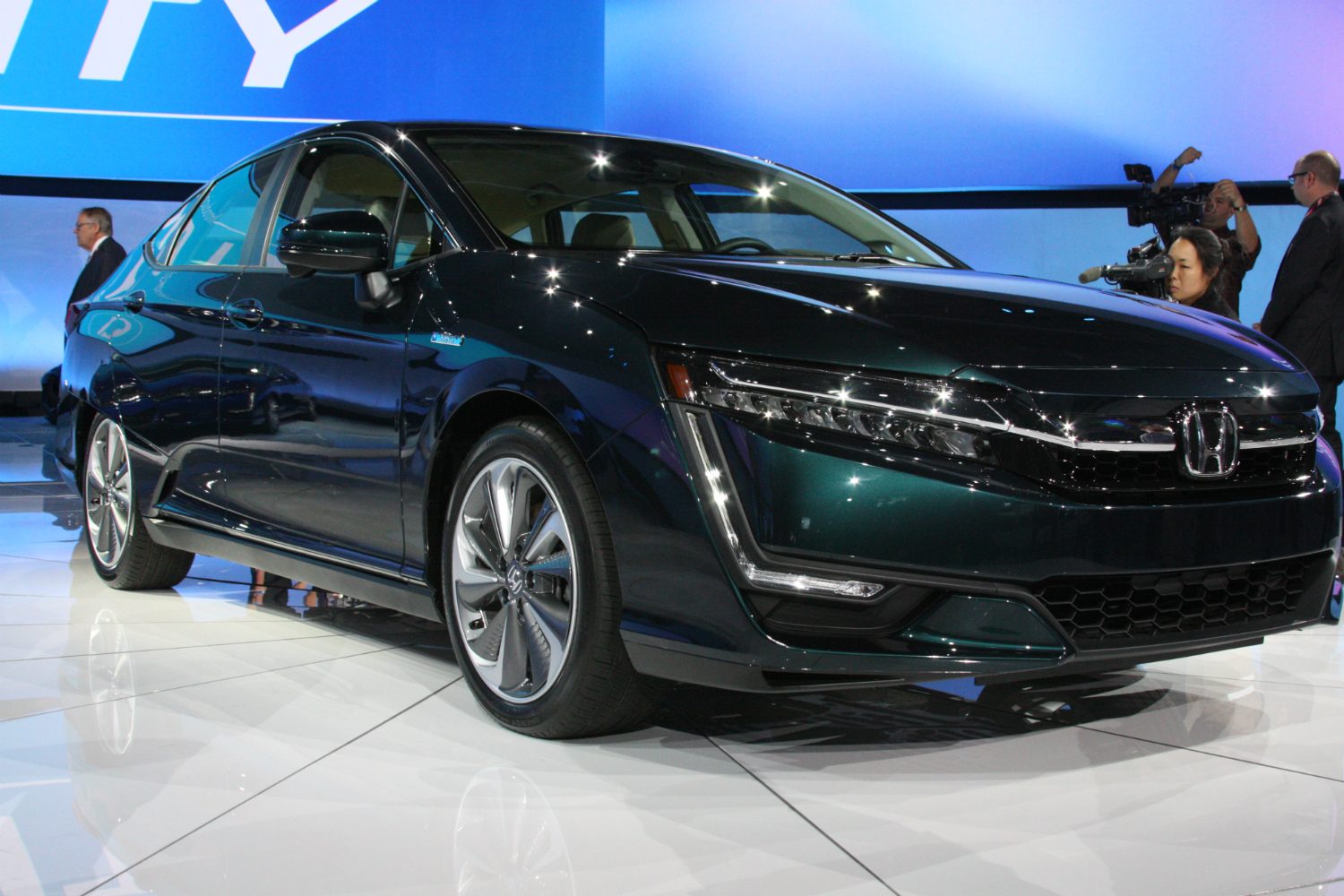 honda clarity plug in hybrid news specs performance range ny auto show 2017