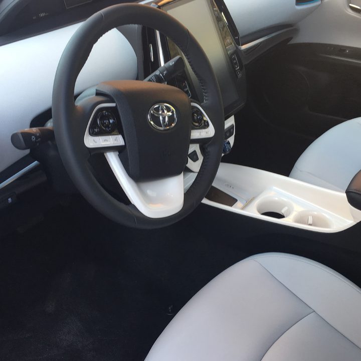 2017 toyota prius prime review interior 1