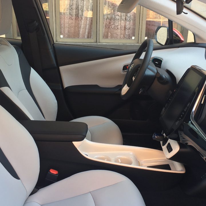 2017 toyota prius prime review interior 2
