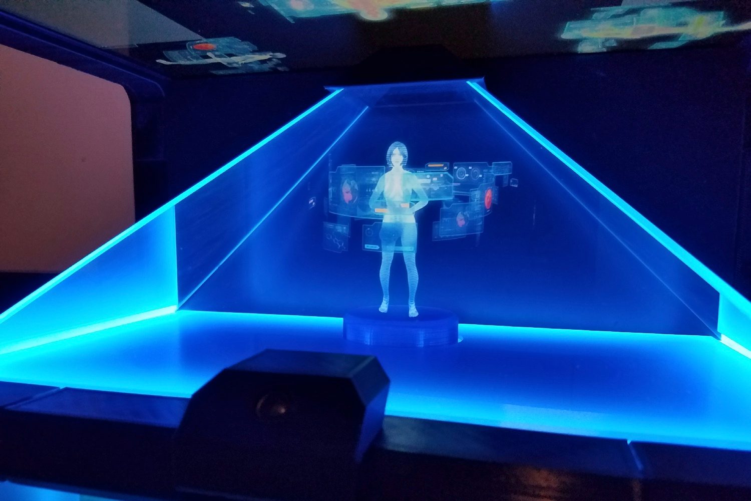 hacker cortana hologram 7d7buta