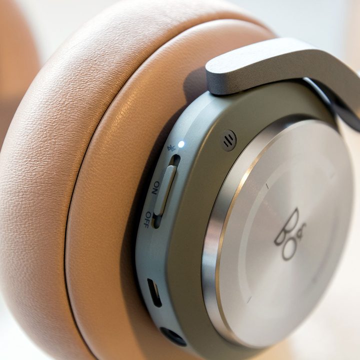 Bang & Olufsen Beoplay H9 Headphones
